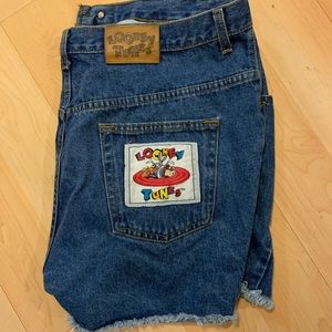 Vintage looney tunes shorts